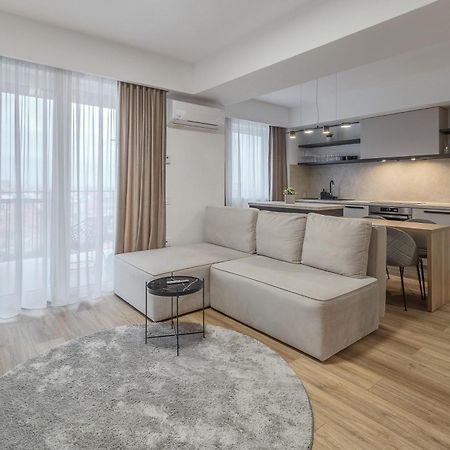 Modern Muse Apartment Орадя Екстер'єр фото
